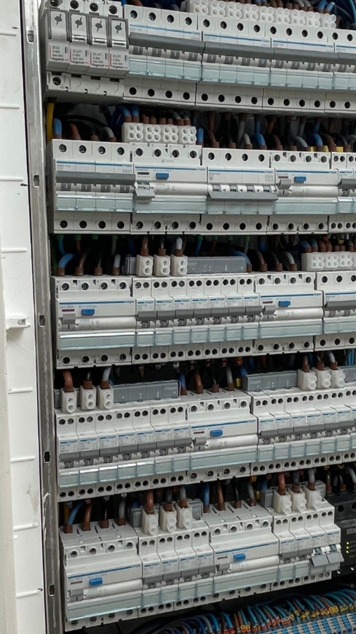 Serviçoes Elétricos
